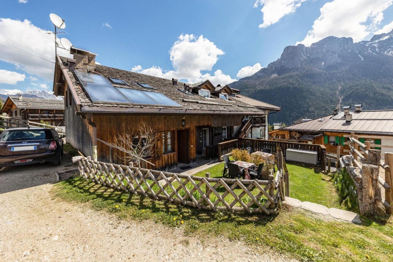 Ciasa Sommavilla Mansarda Vigo di Fassa Exterior photo
